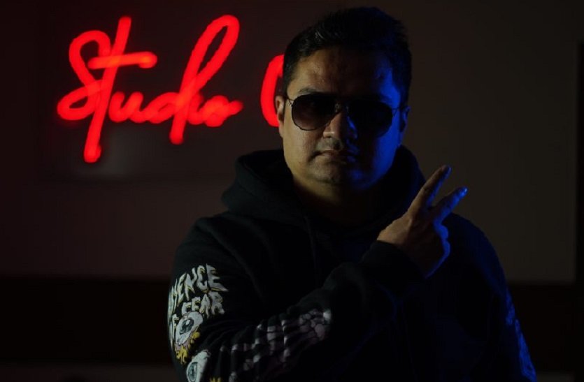 भोजपुरी सिनेमा में अश्लील गानों का ट्रेंड कब और कैसे शुरू हुआ? मशहूर DJ हिमांशु मिश्रा का खुलासा! 1 IMG-20241224-WA0034.jpg