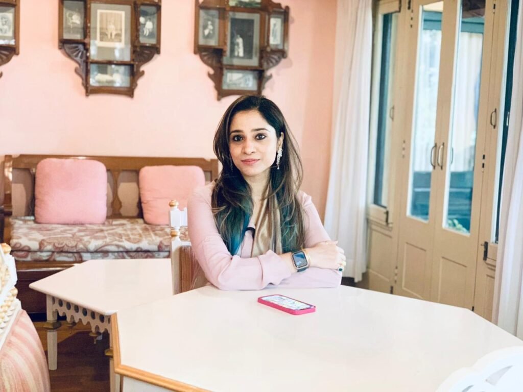 Success Story : शाही परिवार से, लेकिन बिज़नेस माइंड, जाने भुवनेश्वरी जडेजा शक्तावत की सफलता की कहानी! 1 IMG-20250103-WA0018.jpg