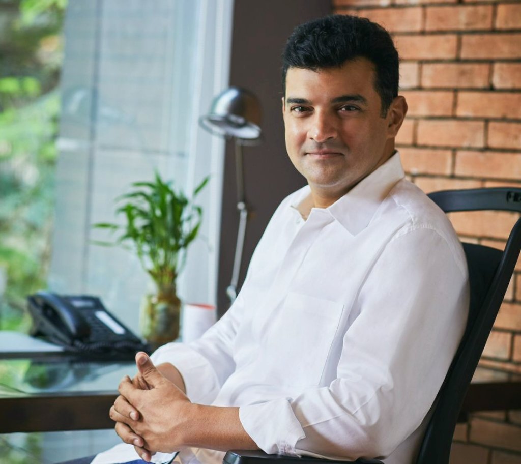 सिद्धार्थ रॉय कपूर की फिल्म 'देवा' को मिला सुभाष घई का आशीर्वाद, जानें पूरी कहानी! 1 IMG_20250124_184549.jpg