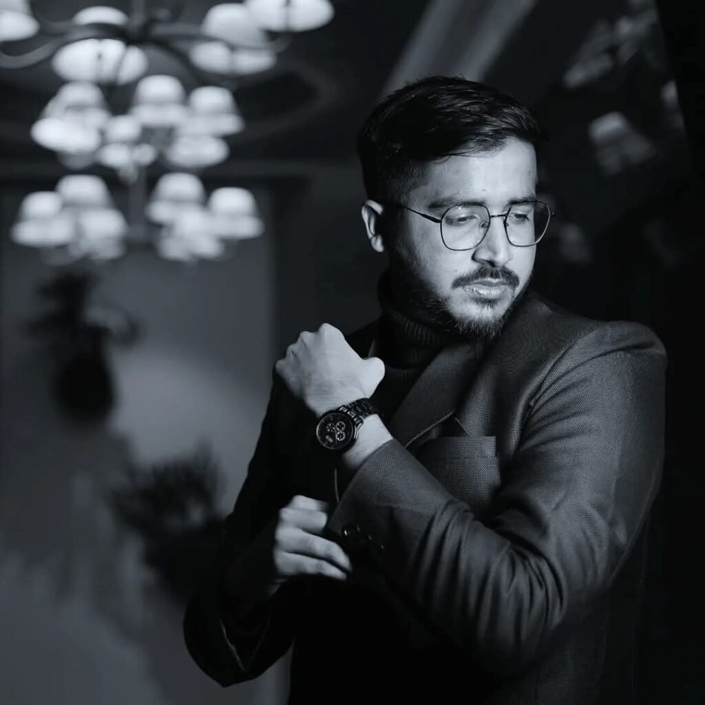 ट्यूशन फीस नहीं थी? बीकानेर के इस युवा ने Google और YouTube को बनाया अपना 'असली क्लासरूम', आज करोड़ों का मालिक! 1 IMG-20241219-WA0038.jpg